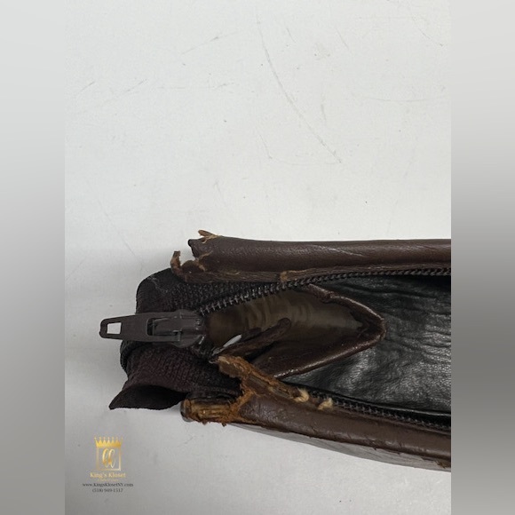 🤎SOLD🤎Fendi Pouch - Picture 13 of 14